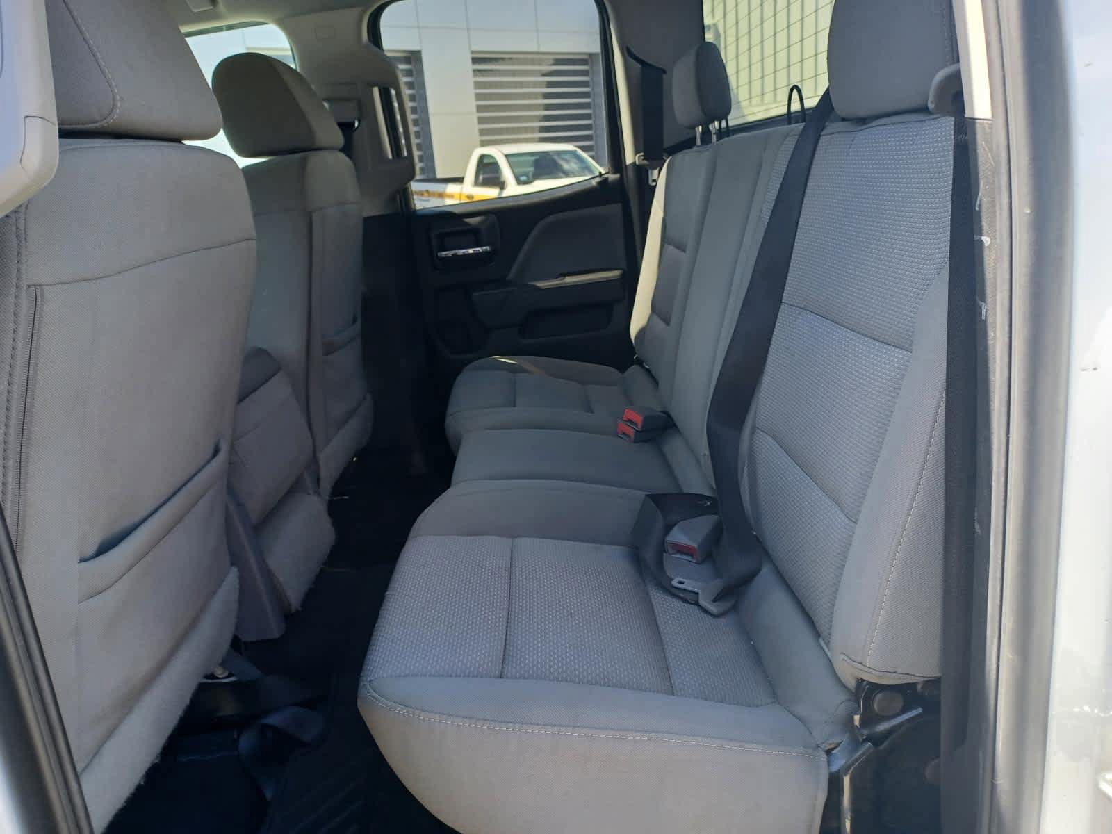 Used 2019 Chevrolet Silverado 2500 W/T AWD/4WD image 17