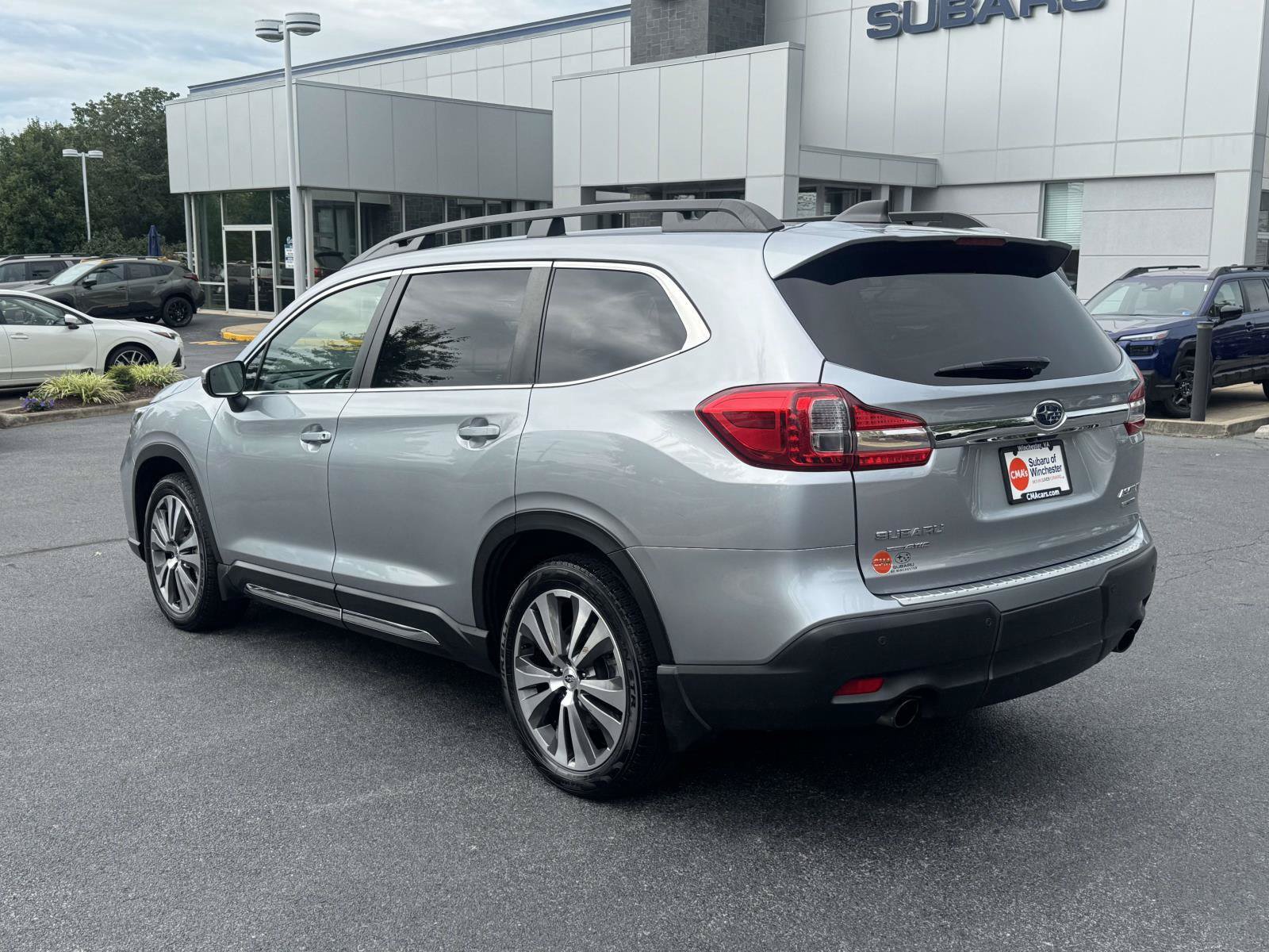 Used 2020 Subaru Ascent Limited w/ Technology Package AWD/4WD image 4