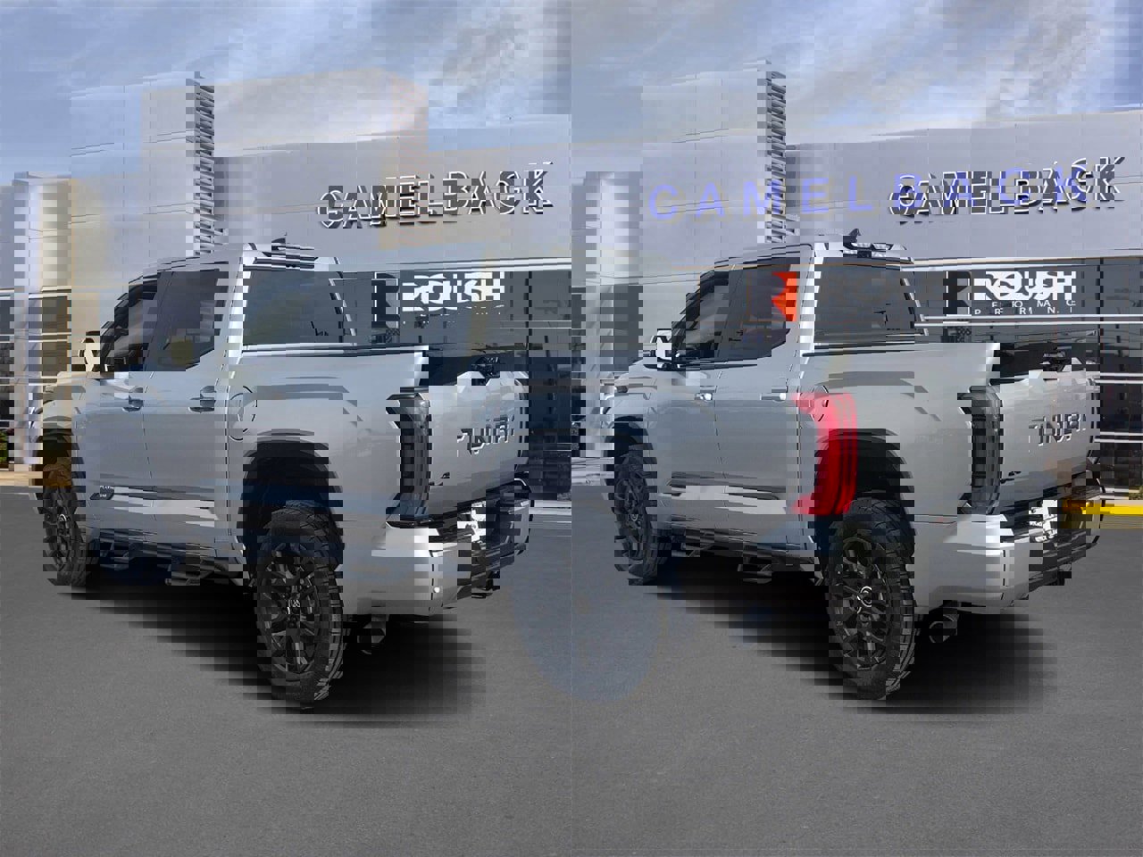 Used 2024 Toyota Tundra Platinum image 3