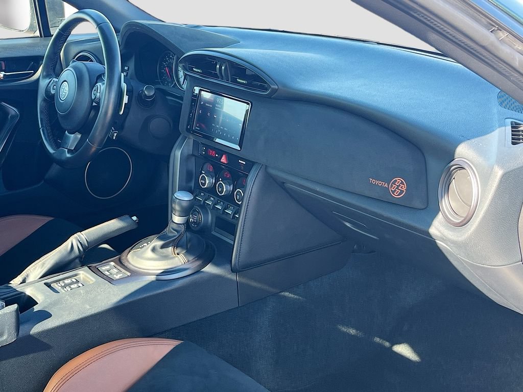 Used 2020 Toyota 86 RWD image 26
