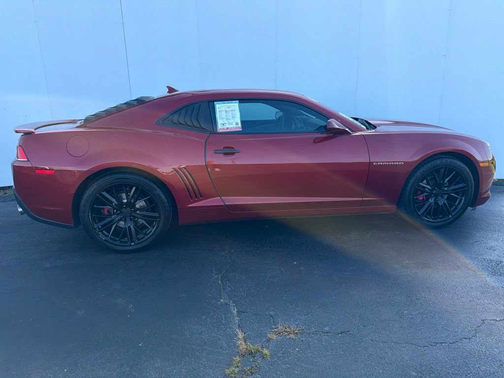 Used 2015 Chevrolet Camaro LT w/ RS Package RWD image 3