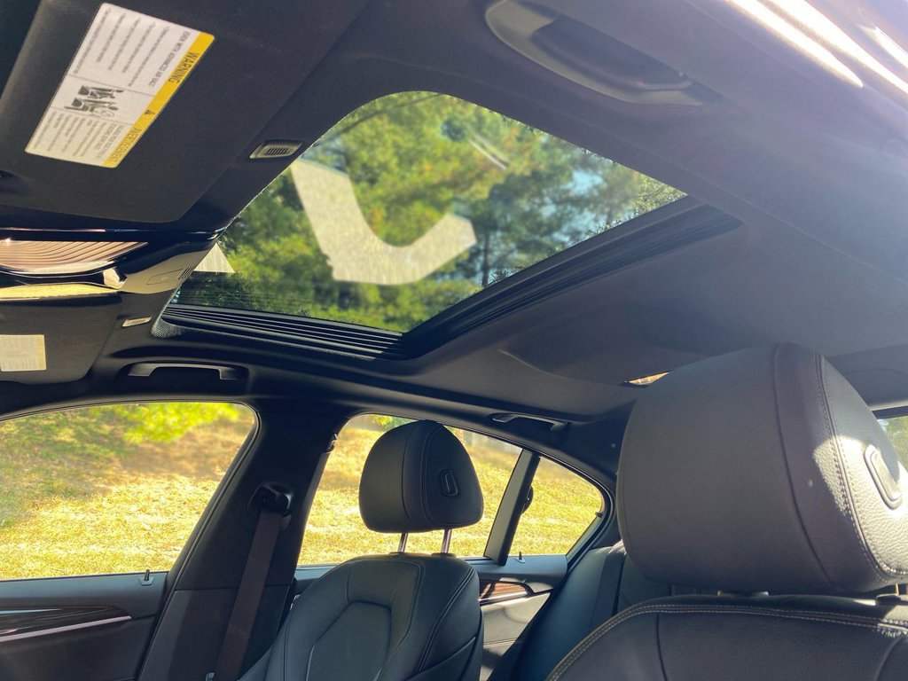 Used 2019 BMW 540i xDrive w/ Premium Package AWD/4WD image 46