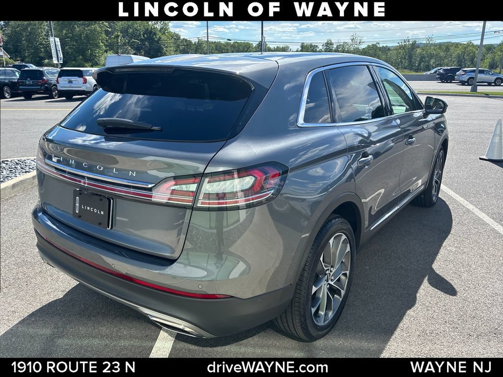 Certified 2022 Lincoln Nautilus Reserve AWD/4WD image 8