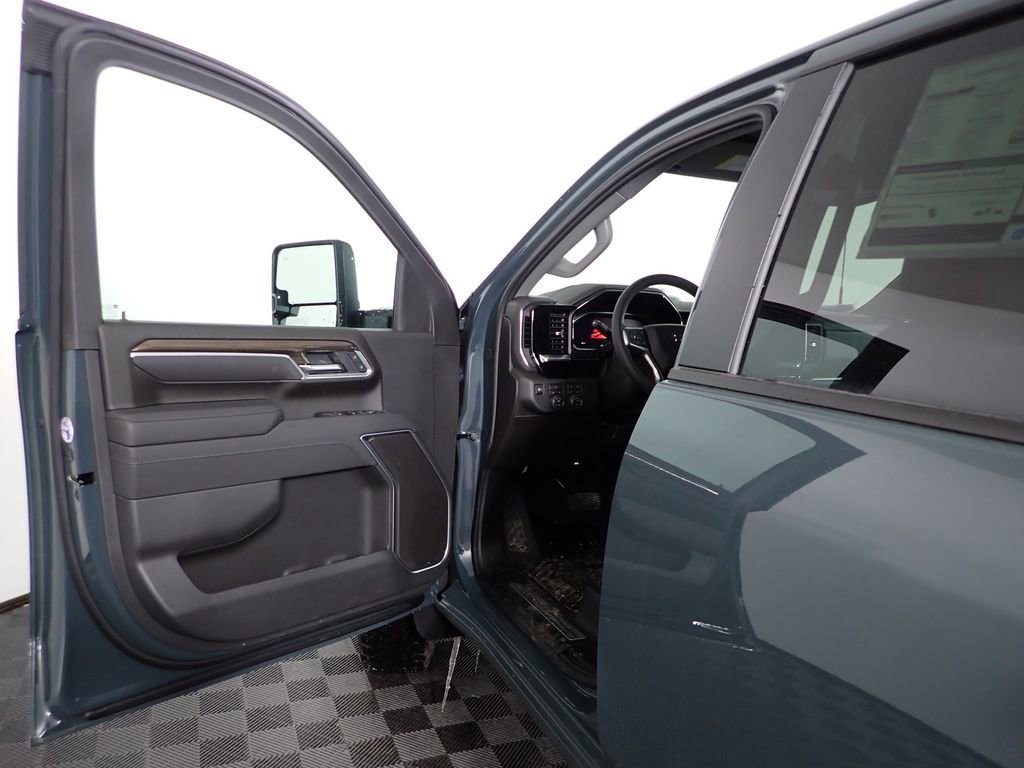 New 2026 Chevrolet Silverado 2500 LT w/ Trail Boss Package image 15