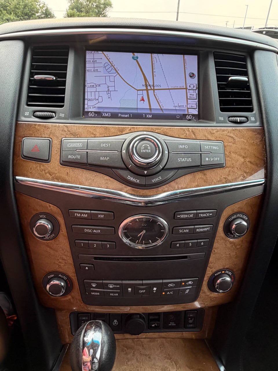 Used 2014 INFINITI QX80 4WD w/ Theater Package image 27