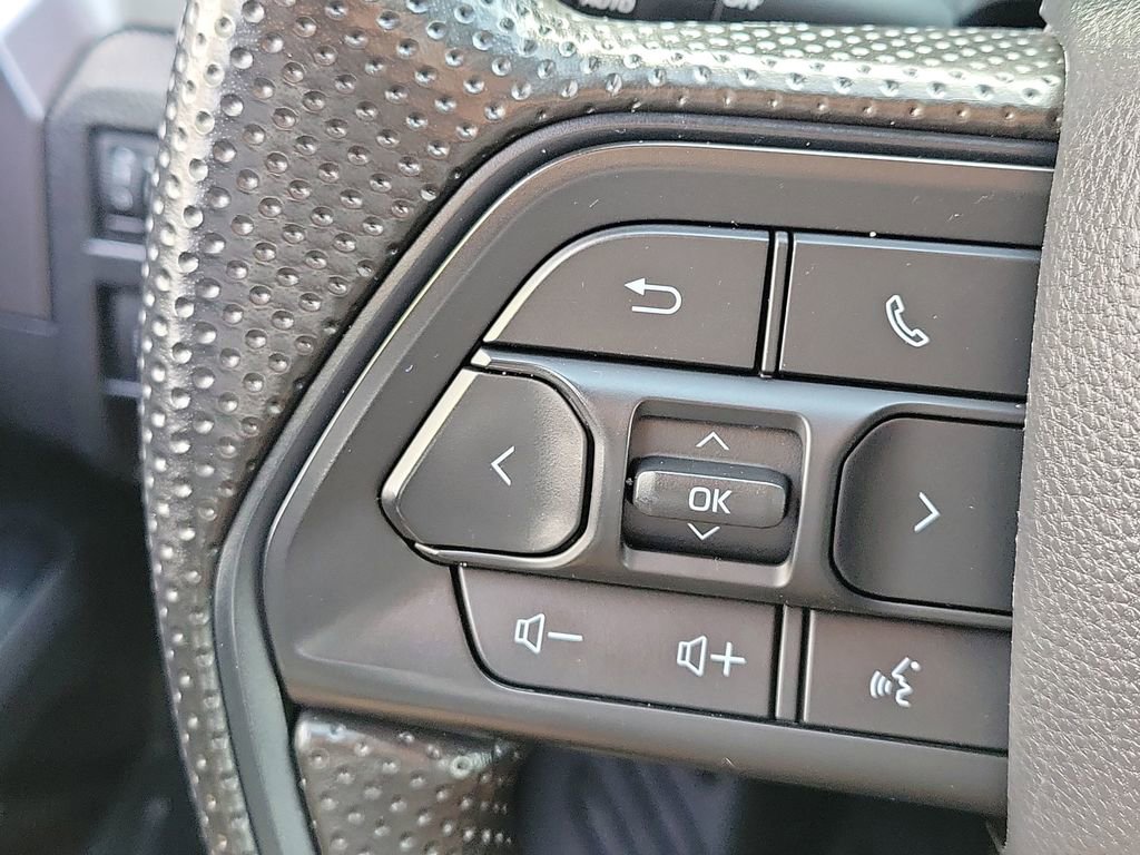 New 2025 Toyota Tacoma SR5 image 9