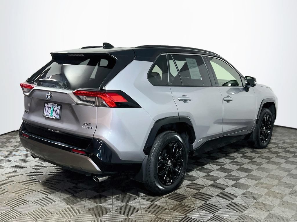 Used 2023 Toyota RAV4 XSE AWD/4WD image 7