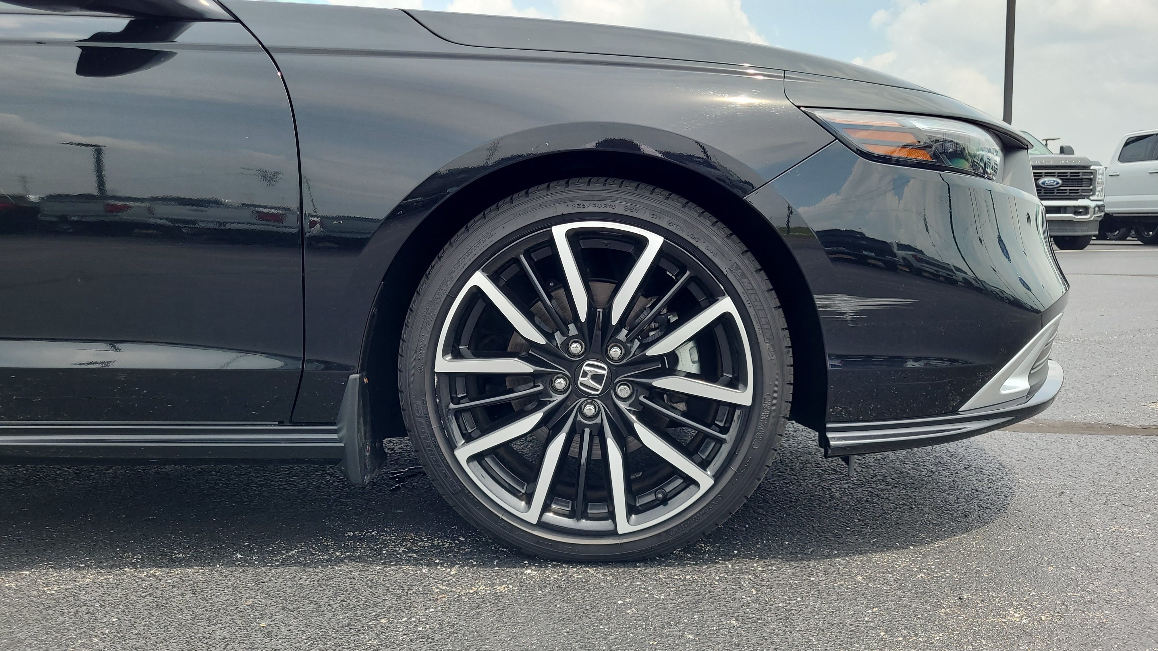 Used 2024 Honda Accord Touring image 10