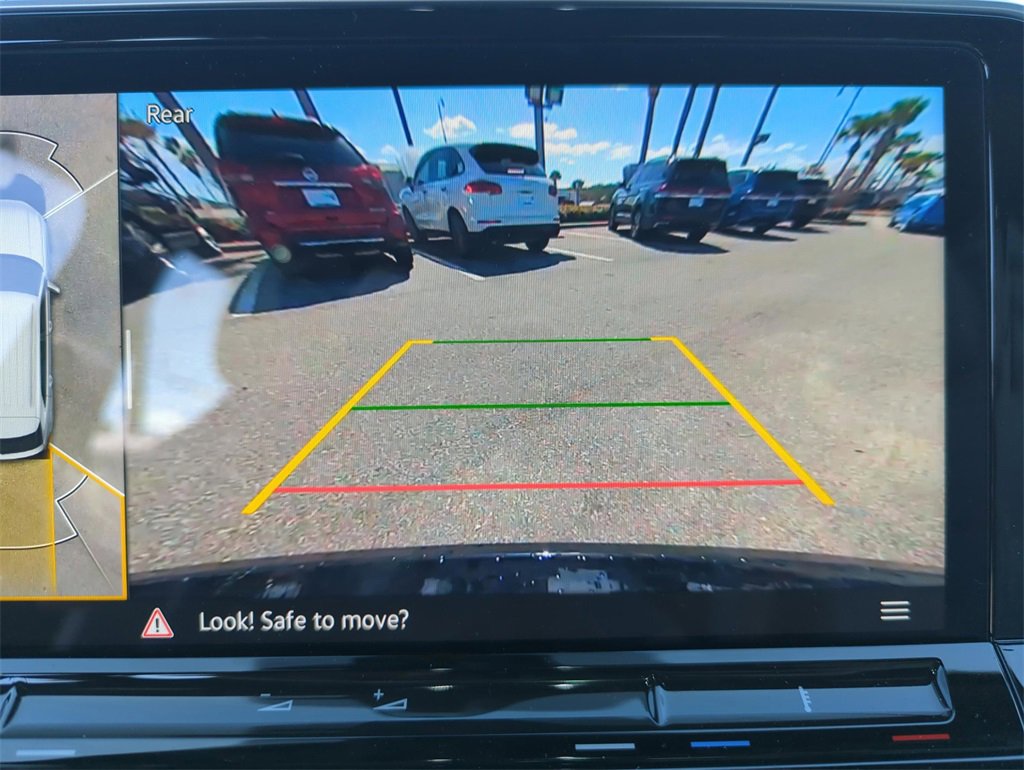 Used 2025 Volkswagen Atlas Cross Sport SEL Premium R-Line image 31