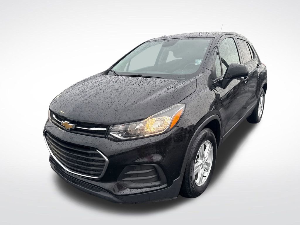 Used 2020 Chevrolet Trax LS w/ Tint and Cruise Package image 7