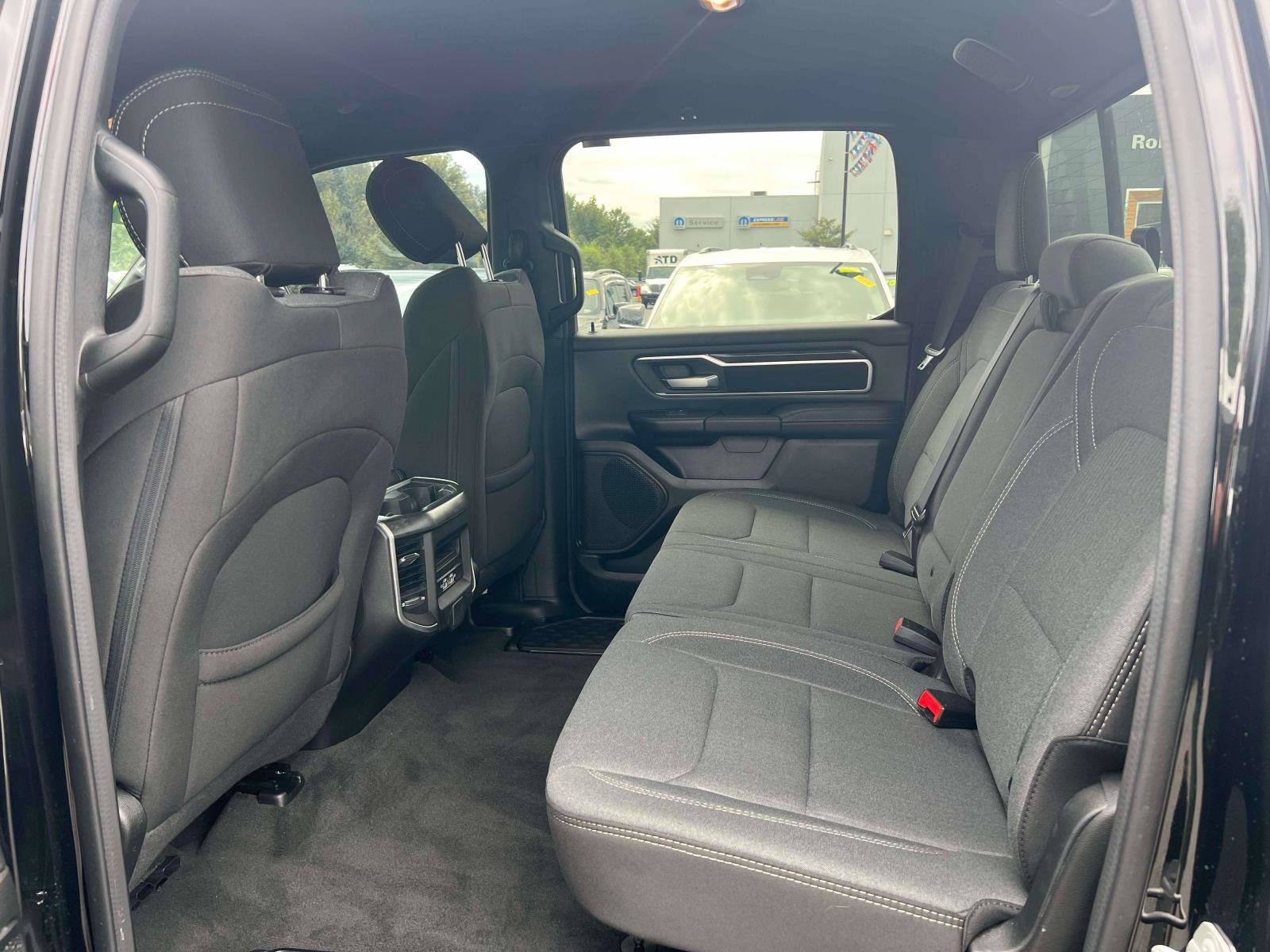 Used 2023 RAM 1500 Big Horn AWD/4WD image 29