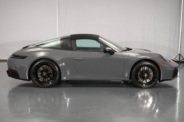 Used 2025 Porsche 911 Targa 4 GTS AWD/4WD image 20