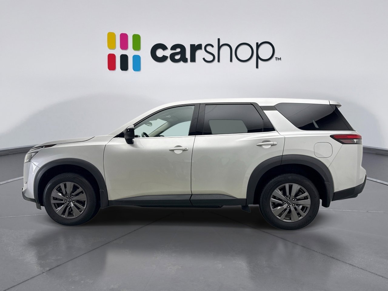 Used 2023 Nissan Pathfinder S AWD/4WD image 2