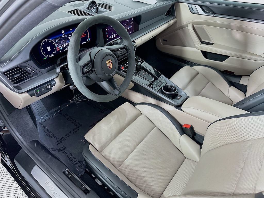 Certified 2026 Porsche 911 Carrera RWD image 26