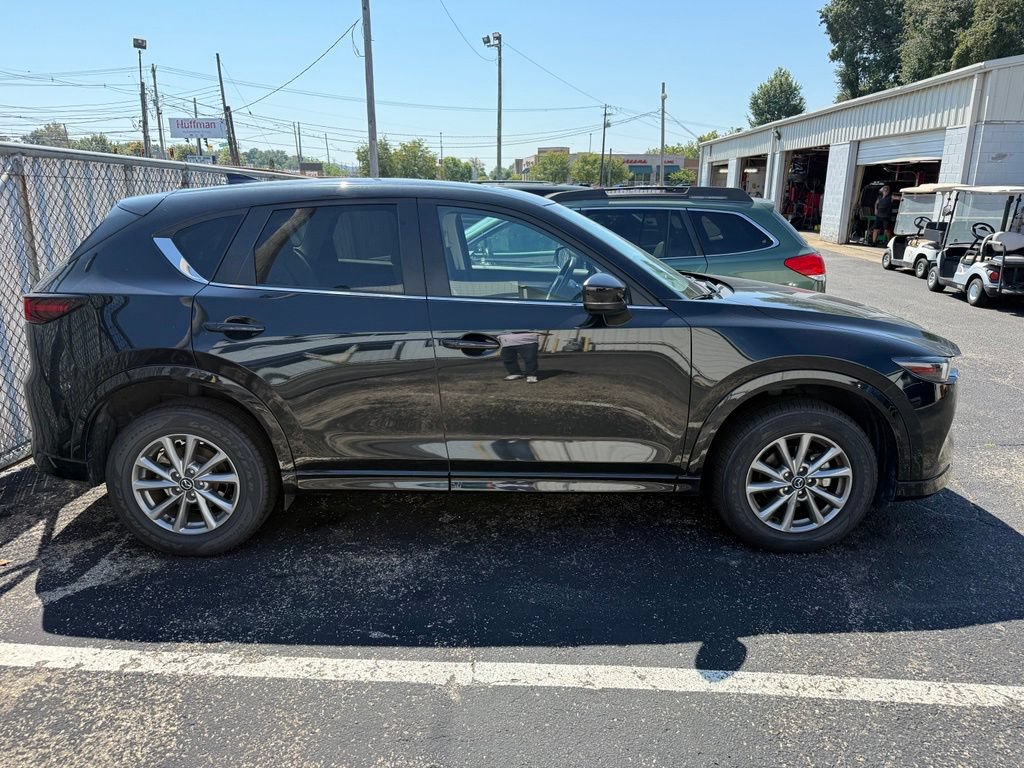 Used 2025 MAZDA CX-5 AWD 2.5 S w/ Preferred Package image 2