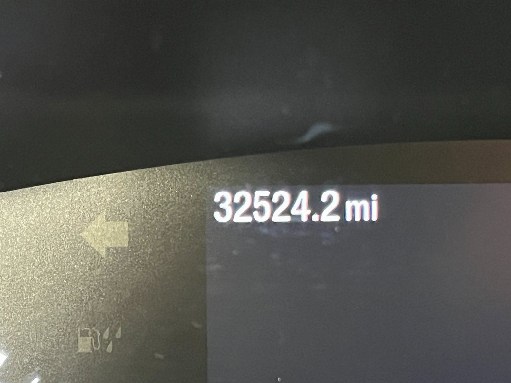 Used 2021 Ford Escape SE image 2