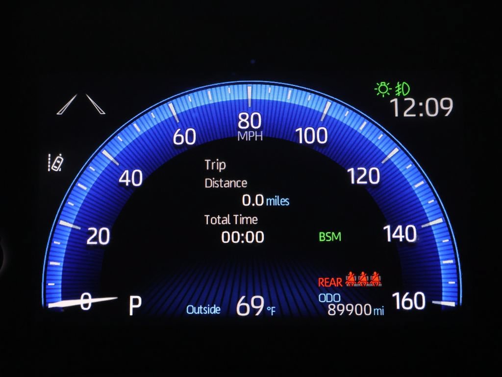 Used 2019 Toyota Corolla XSE FWD image 21