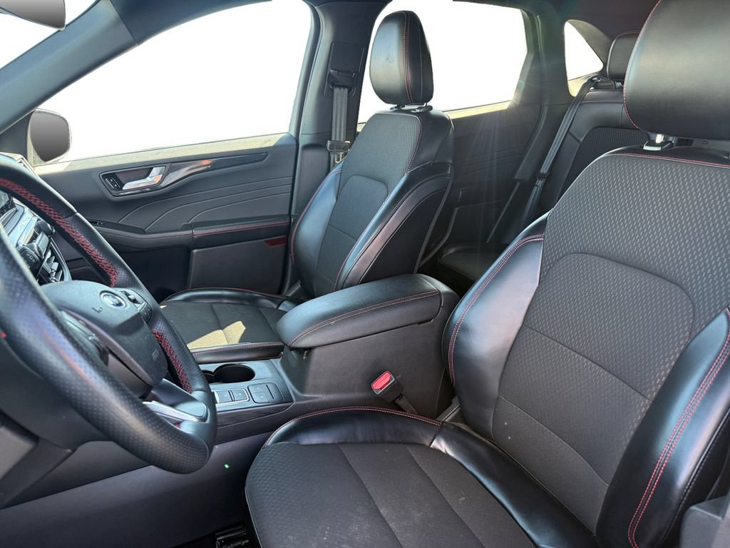 Certified 2024 Ford Escape ST-Line AWD/4WD image 22