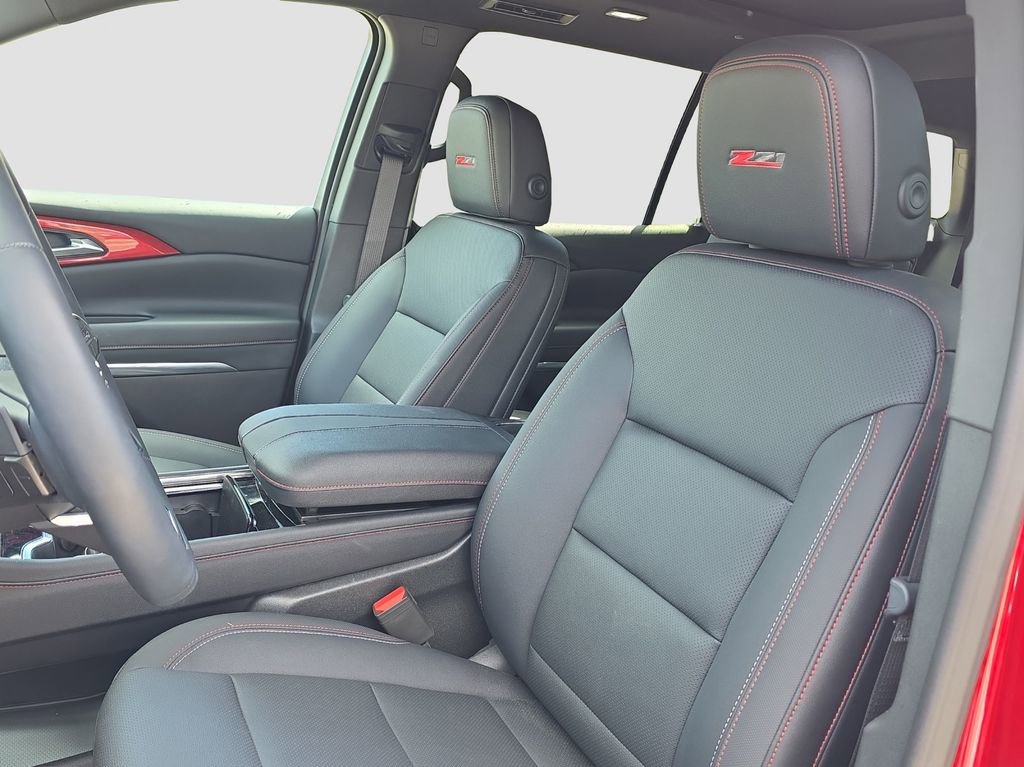 Used 2026 Chevrolet Traverse Z71 w/ Driver Confidence Package AWD/4WD image 7