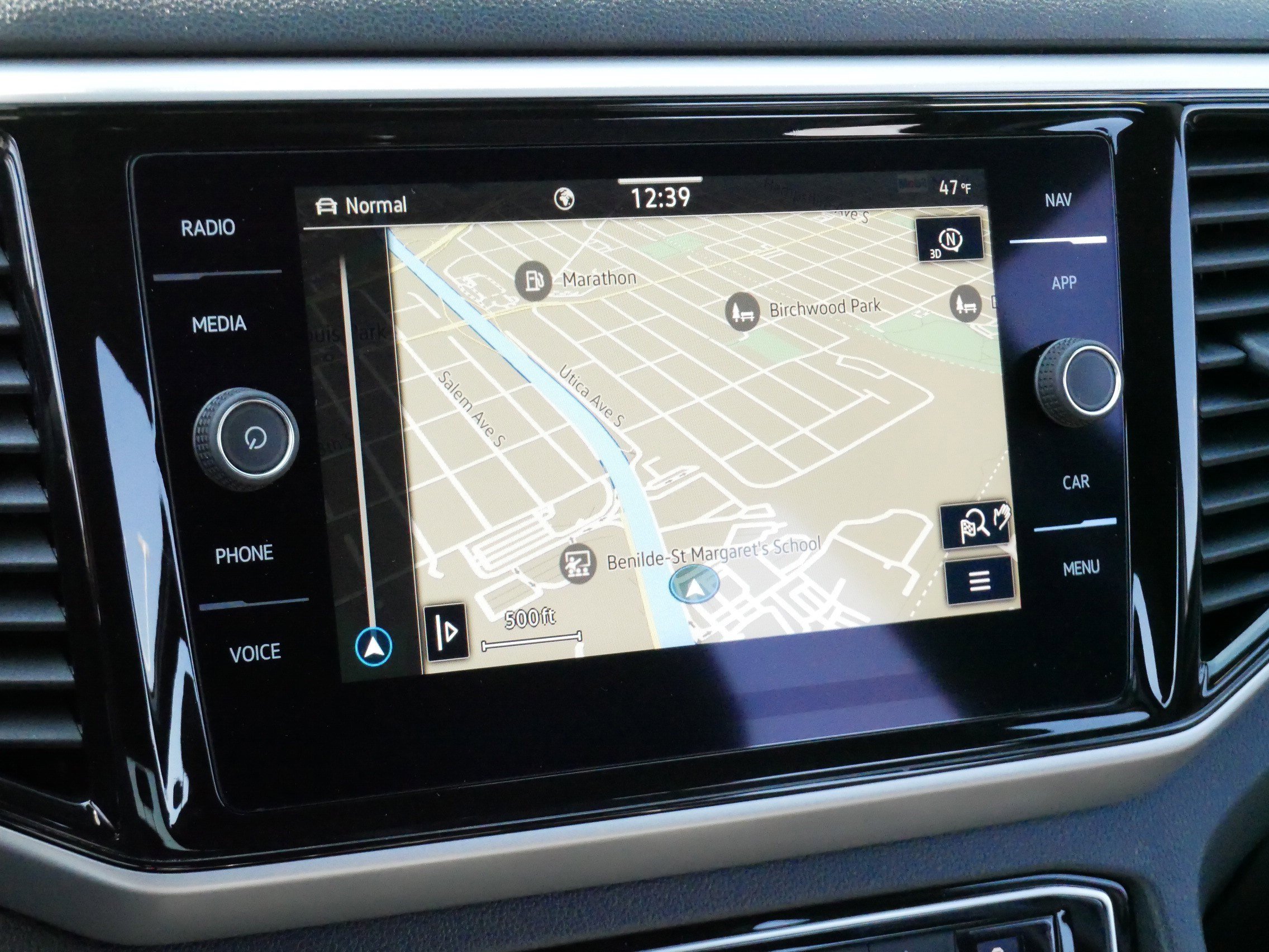 Certified 2023 Volkswagen Atlas Cross Sport SEL Premium R-Line image 20