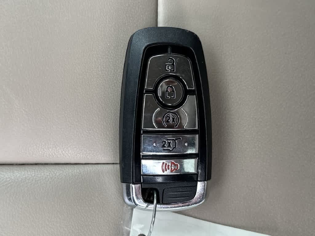 Used 2024 Lincoln Corsair FWD image 27