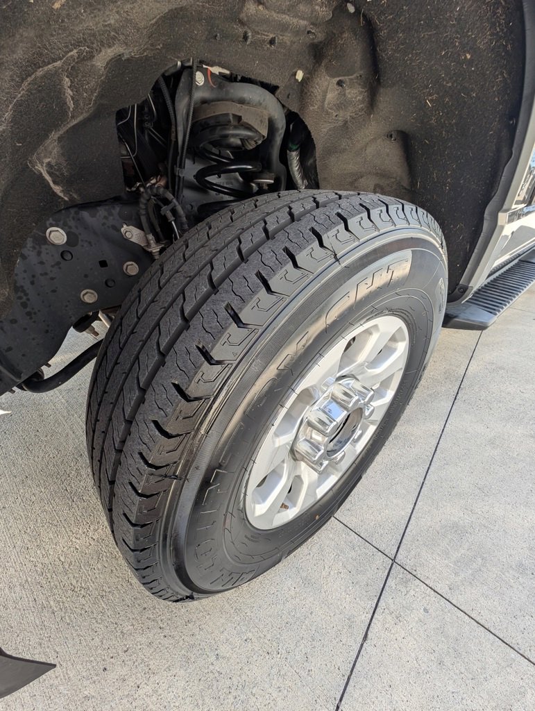 Used 2024 Ford F250 XLT image 40