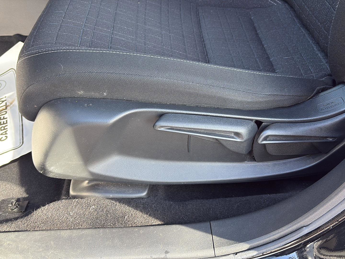 Certified 2024 Honda HR-V LX image 7