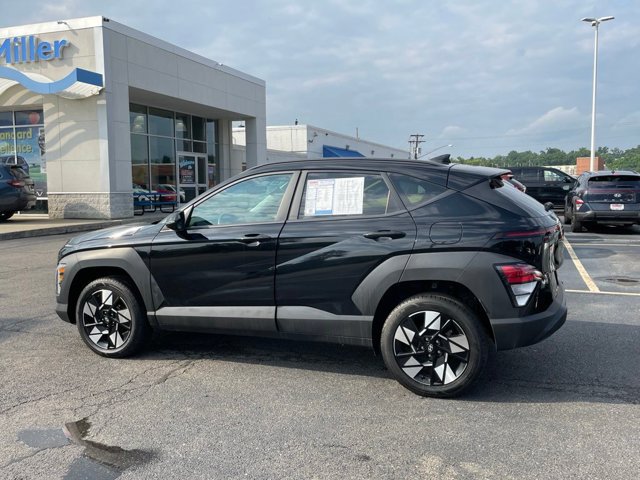 Used 2025 Hyundai Kona SEL AWD/4WD image 4