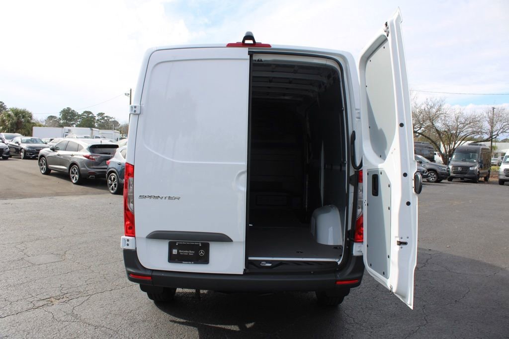 New 2026 Mercedes-Benz Sprinter 144 Cargo image 23
