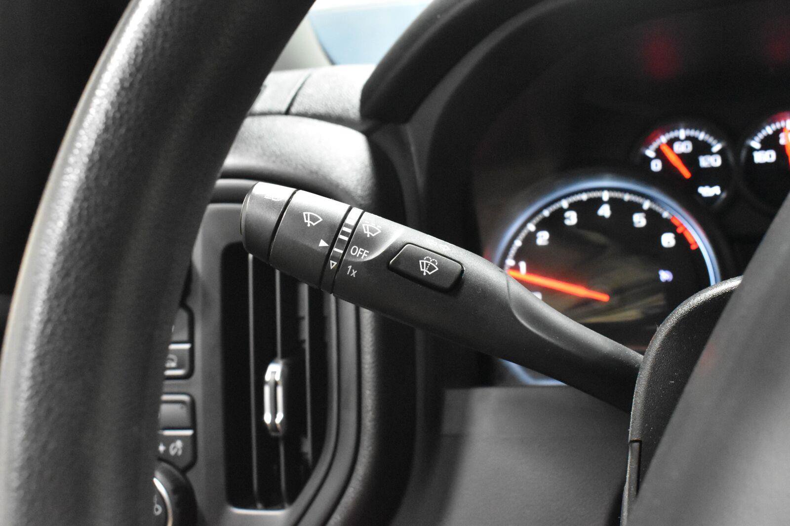 Used 2023 Chevrolet Silverado 1500 Custom w/ LPO, Dark Essentials Package AWD/4WD image 10