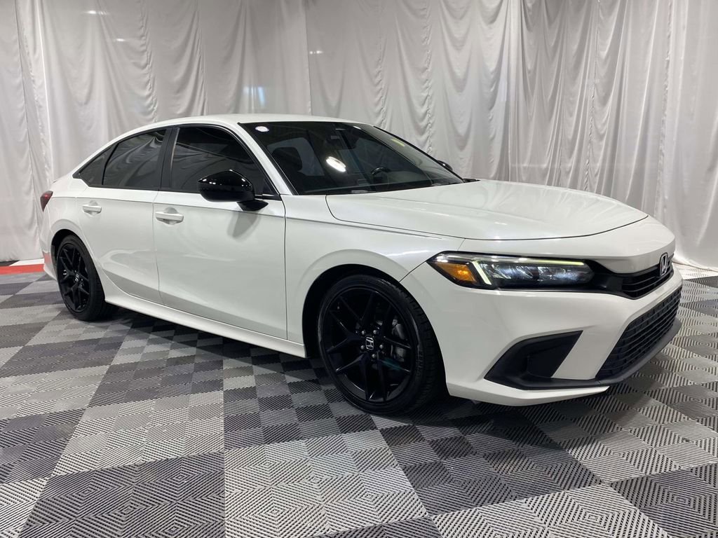 Used 2023 Honda Civic Sport image 5