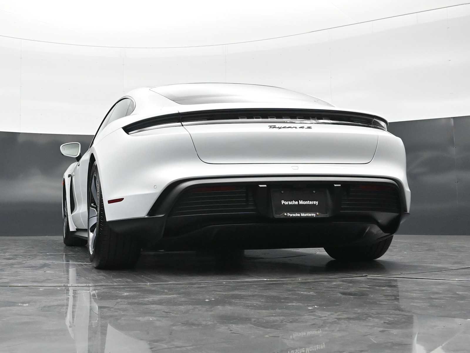 Used 2024 Porsche Taycan 4S AWD/4WD image 41