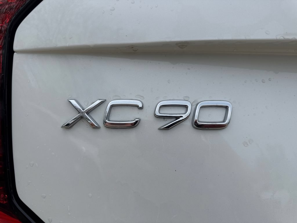 New 2026 Volvo XC90 B6 Plus w/ Protection Package Premier AWD/4WD image 9