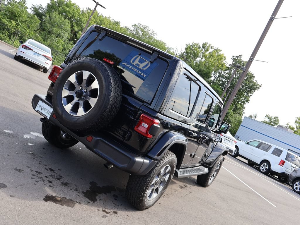 Used 2023 Jeep Wrangler Unlimited Sahara w/ LED Lighting Group AWD/4WD image 7