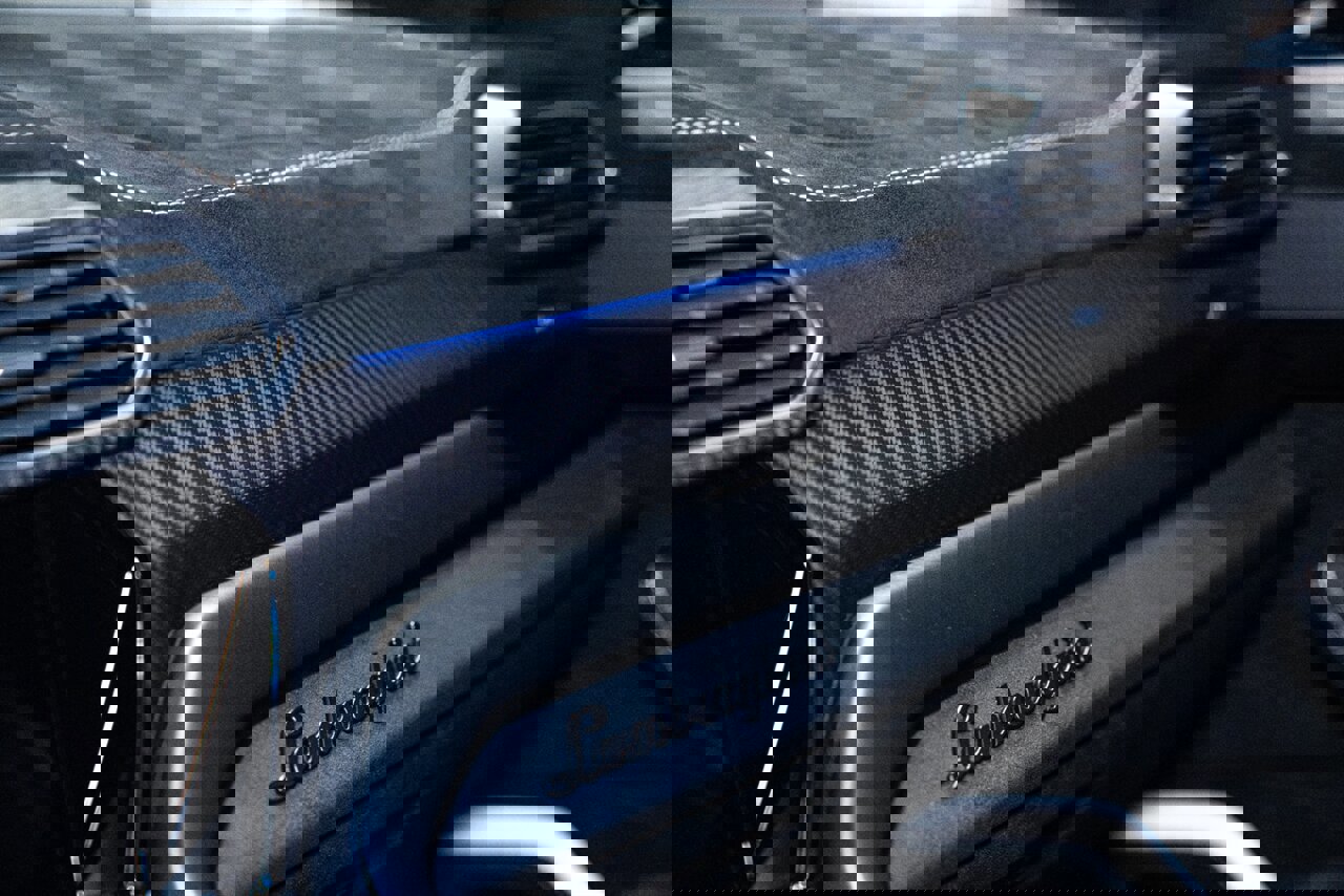 Used 2023 Lamborghini Urus Performante image 22