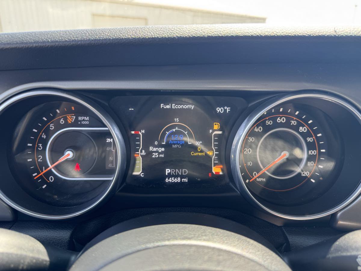 Used 2018 Jeep Wrangler Unlimited Sport S image 39