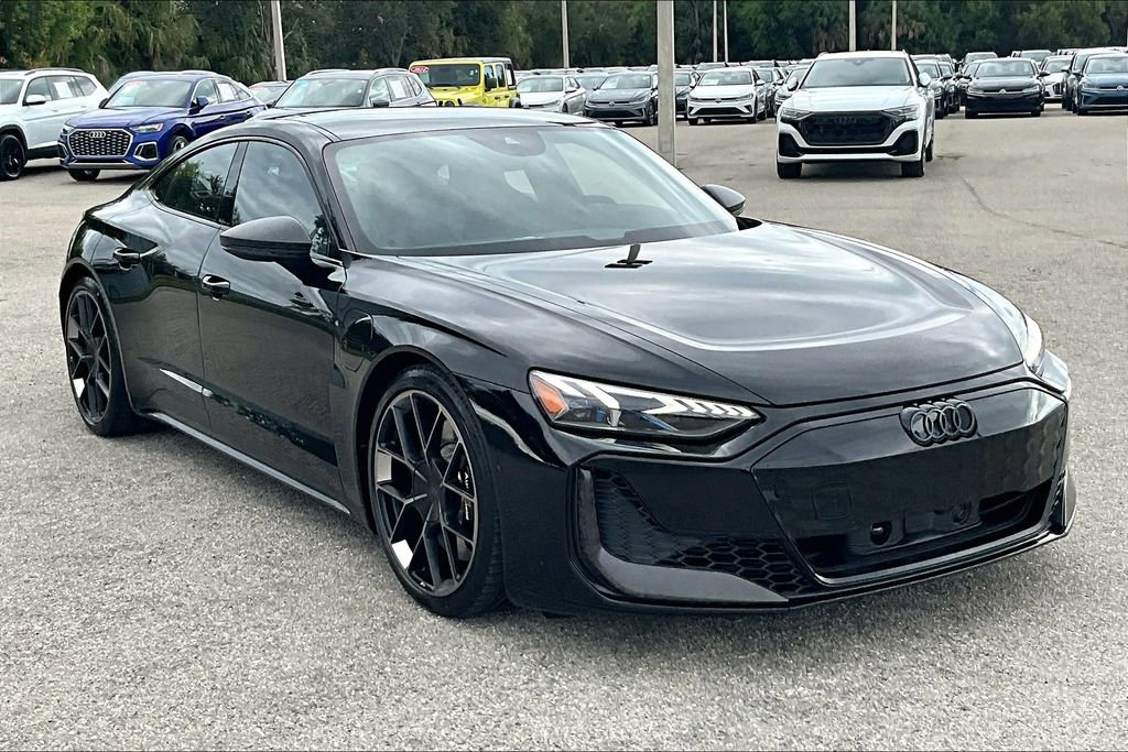 New 2026 Audi RS e-tron GT performance image 2