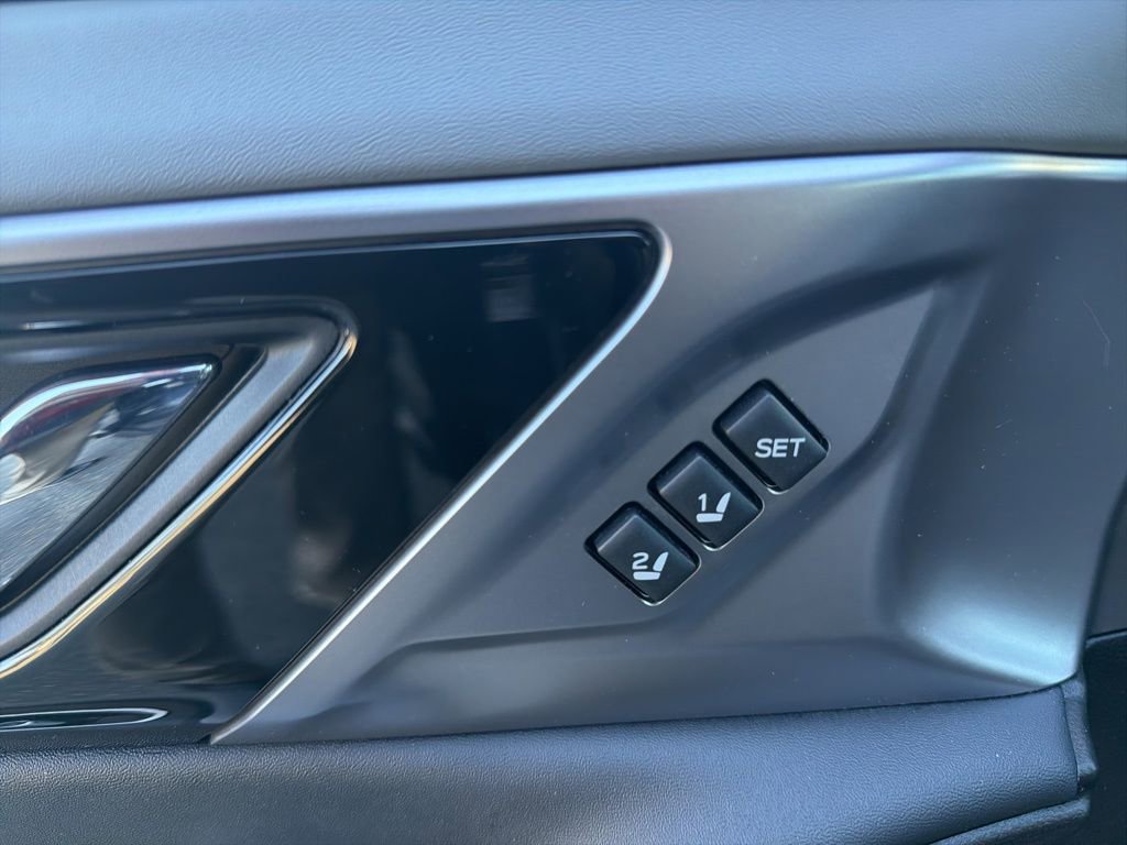 Used 2024 Subaru Outback Limited image 16