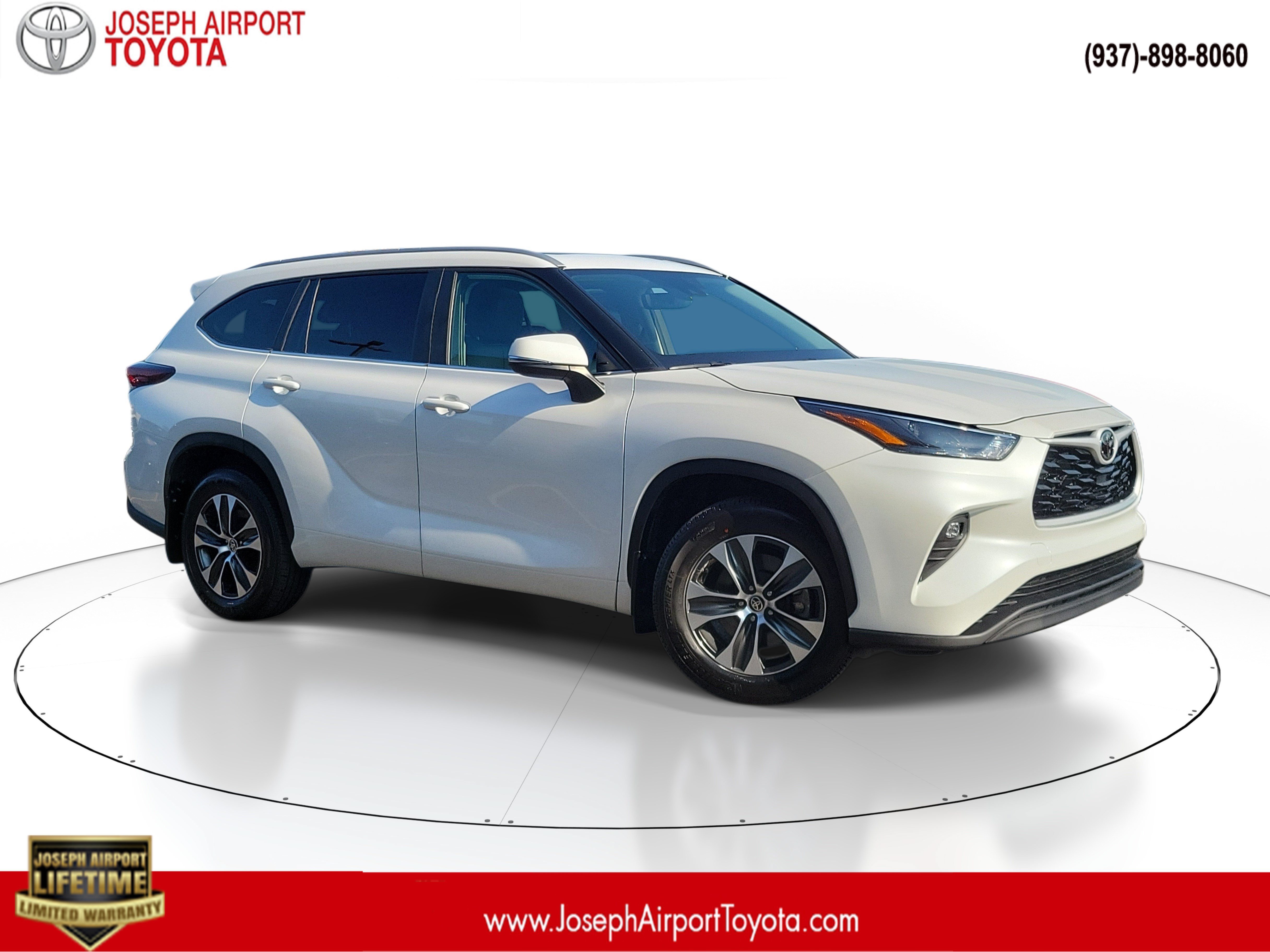 Used 2026 Toyota Highlander XLE AWD/4WD image 1