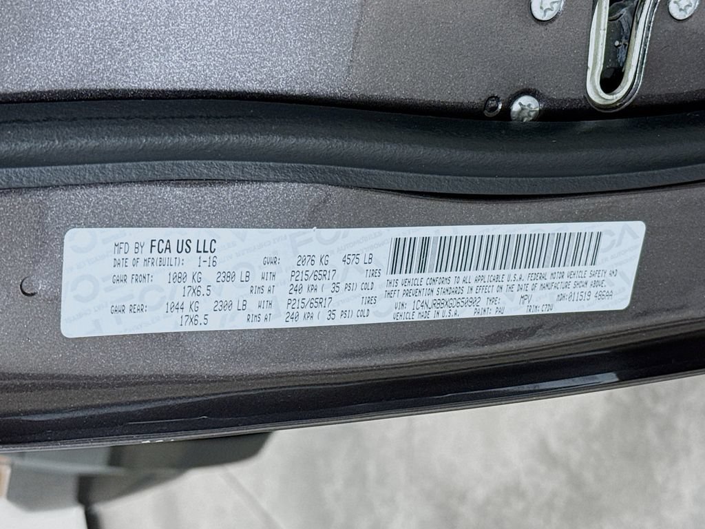 Used 2016 Jeep Patriot Sport w/ Power Value Group AWD/4WD image 33