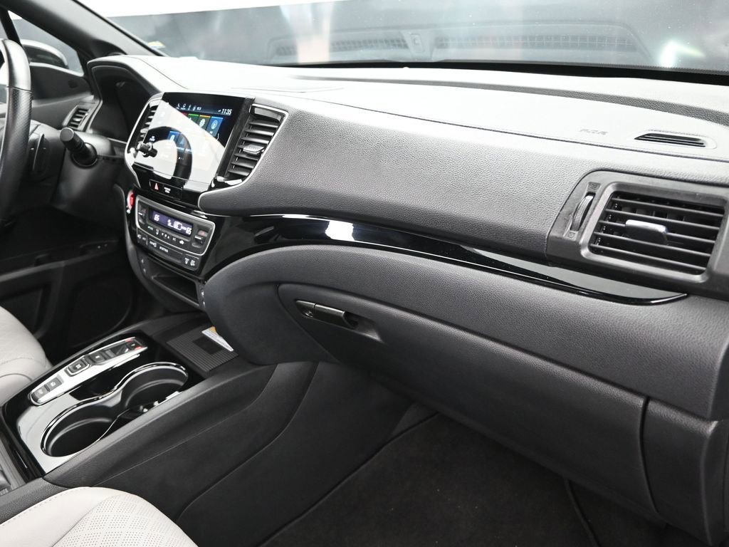 Used 2019 Honda Passport Elite image 25