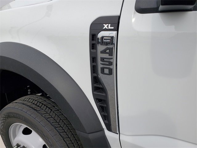 New 2025 Ford F450 XL image 9