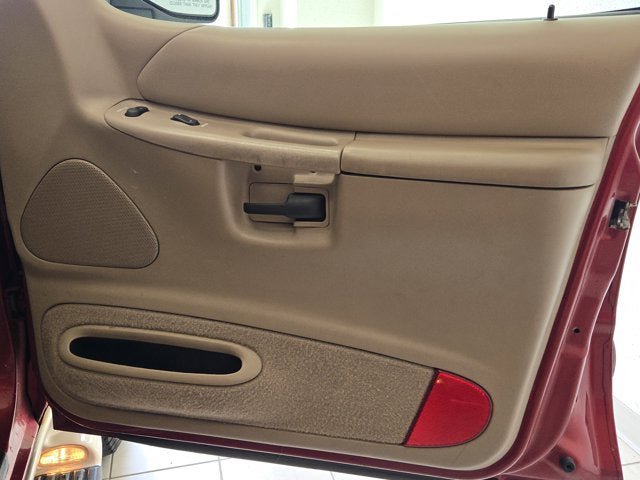 Used 1999 Ford Explorer Eddie Bauer AWD/4WD image 6