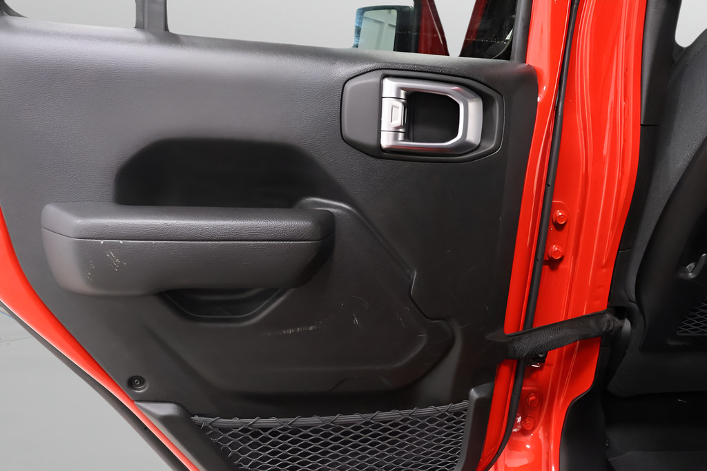 Used 2026 Jeep Wrangler Unlimited Rubicon AWD/4WD image 23