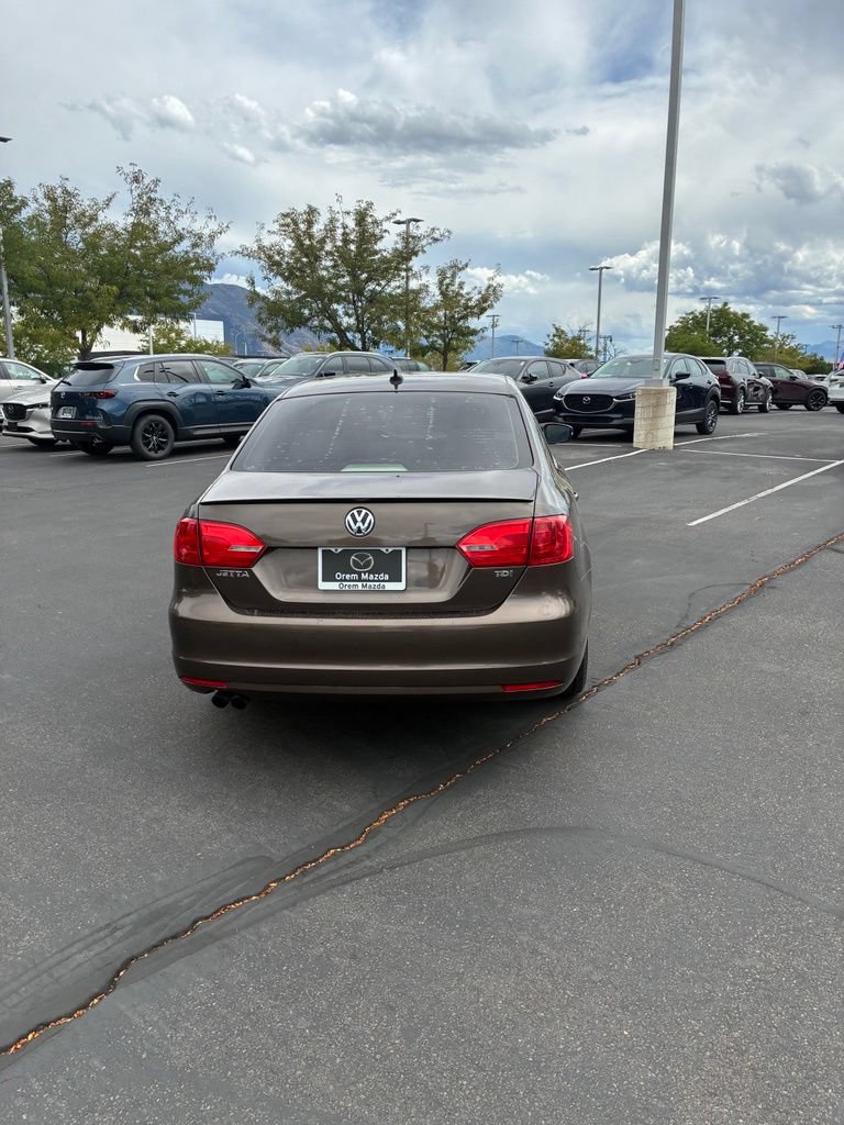 Used 2012 Volkswagen Jetta TDI FWD image 32
