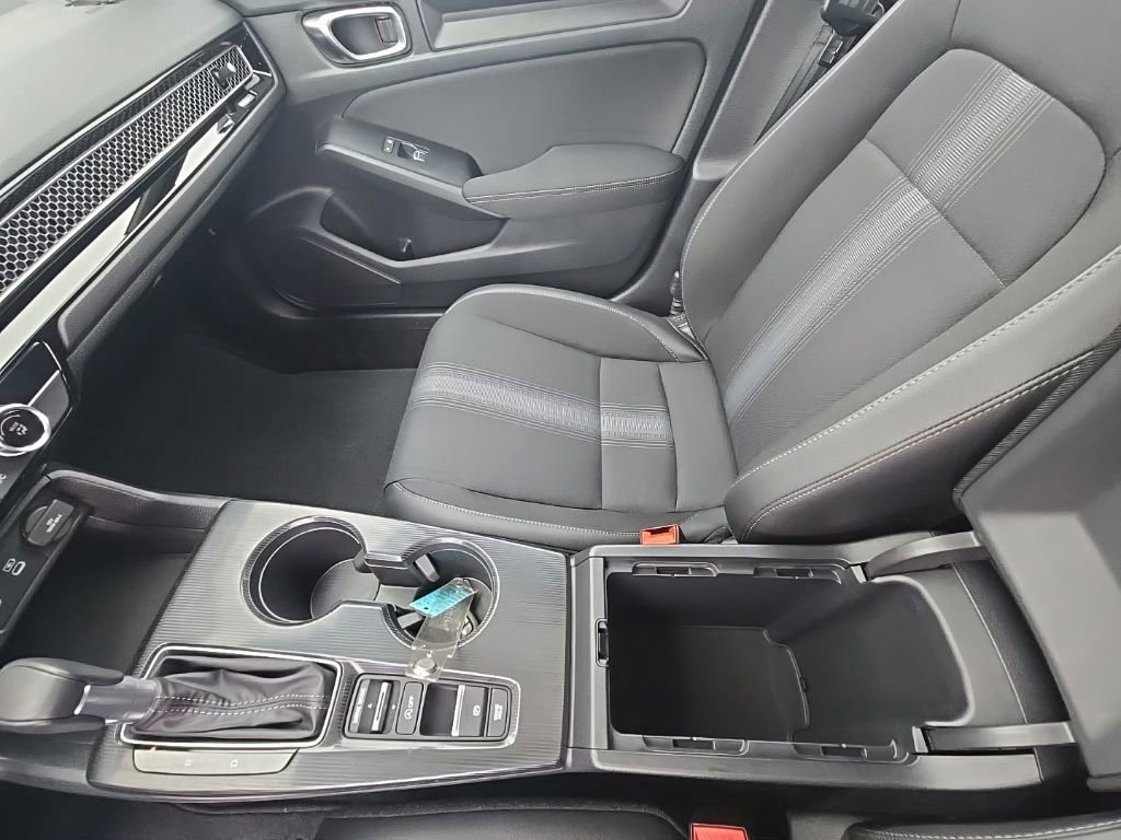 Used 2025 Honda Civic Sport image 24
