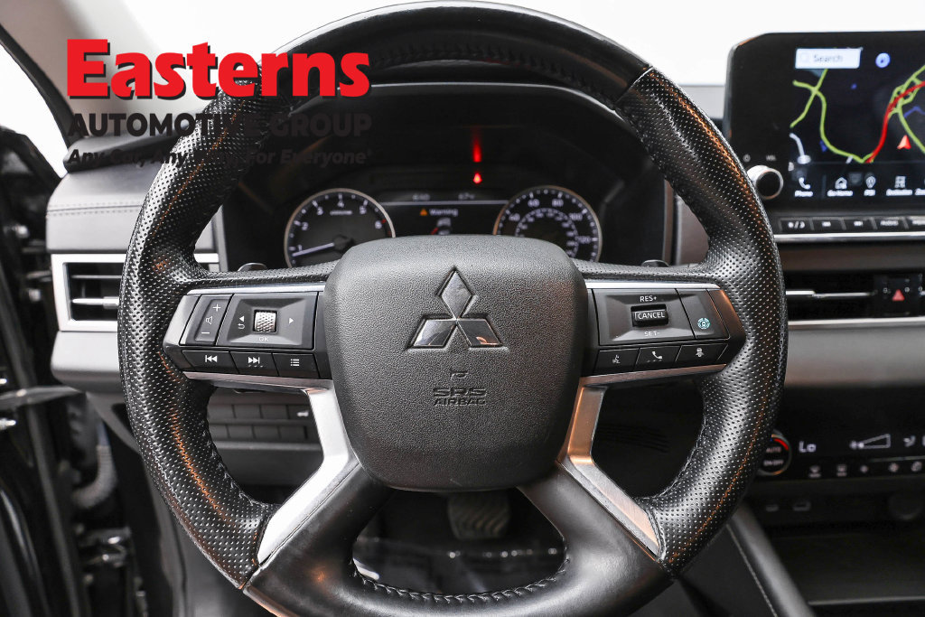 Used 2024 Mitsubishi Outlander SE FWD image 12