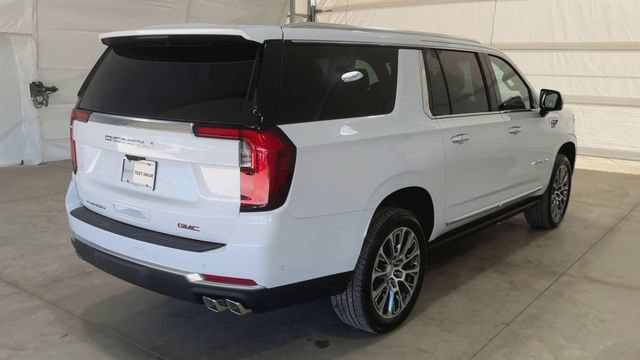 New 2026 GMC Yukon XL Denali w/ Denali Reserve Package RWD image 8