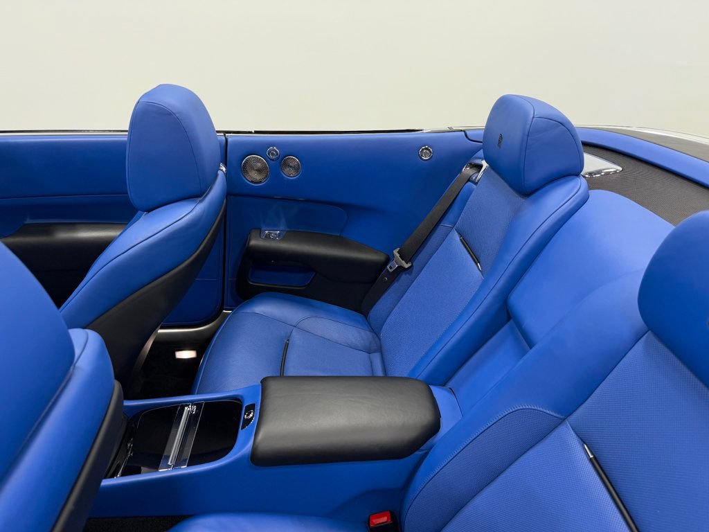 Used 2019 Rolls-Royce Dawn RWD image 34