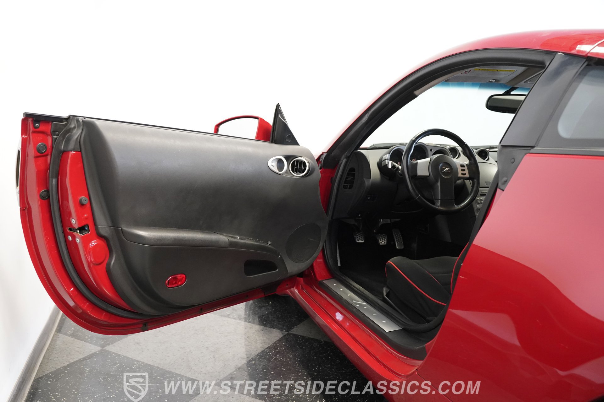 Used 2003 Nissan 350Z Track image 36